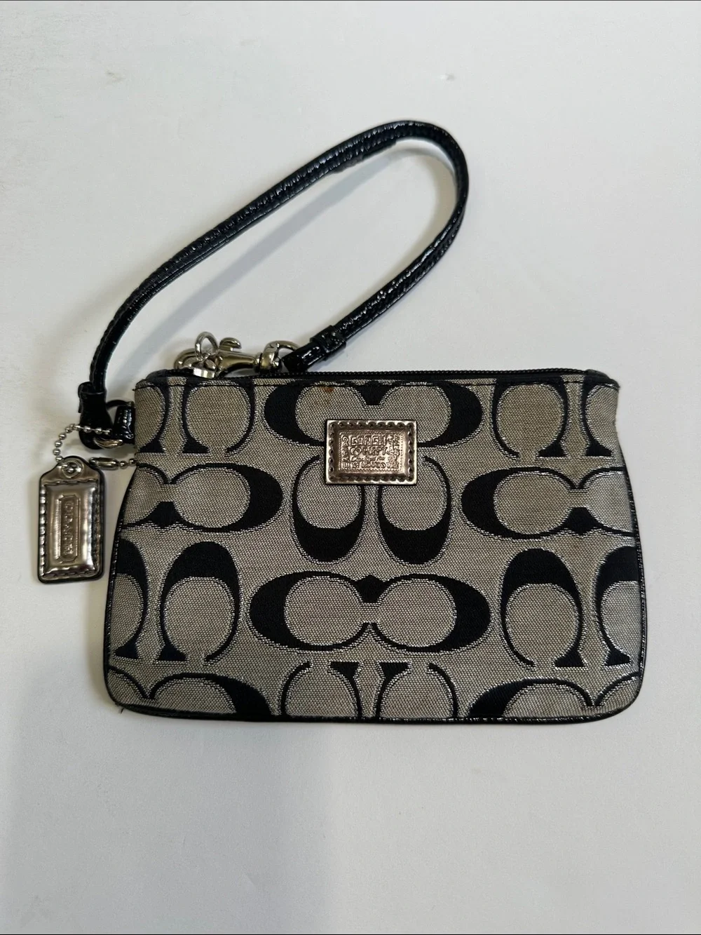 Coach Wristlet Pouch Black Gray Signature Canvas Purse Zipper Handle